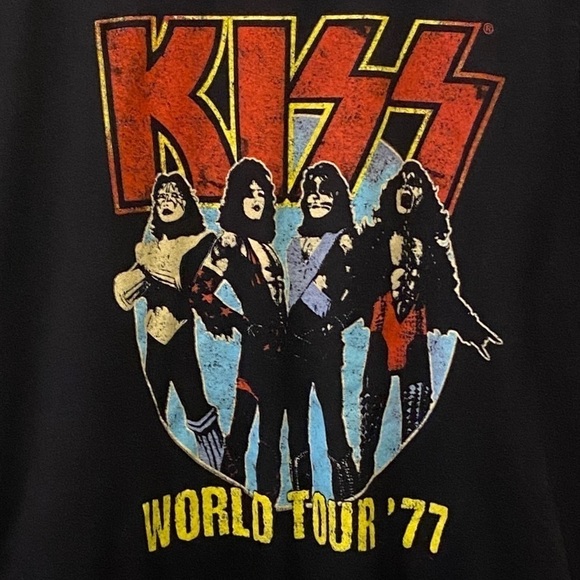 KISS T Shirt XL Women’s Band Graphic Tee Black World Tour ‘77 Rock T Shirt - Picture 2 of 6